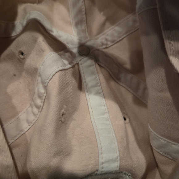 Women's Chicago Cubs Baseball hat. - Picture 2 of 6